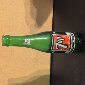 Vintage 7up Bottle